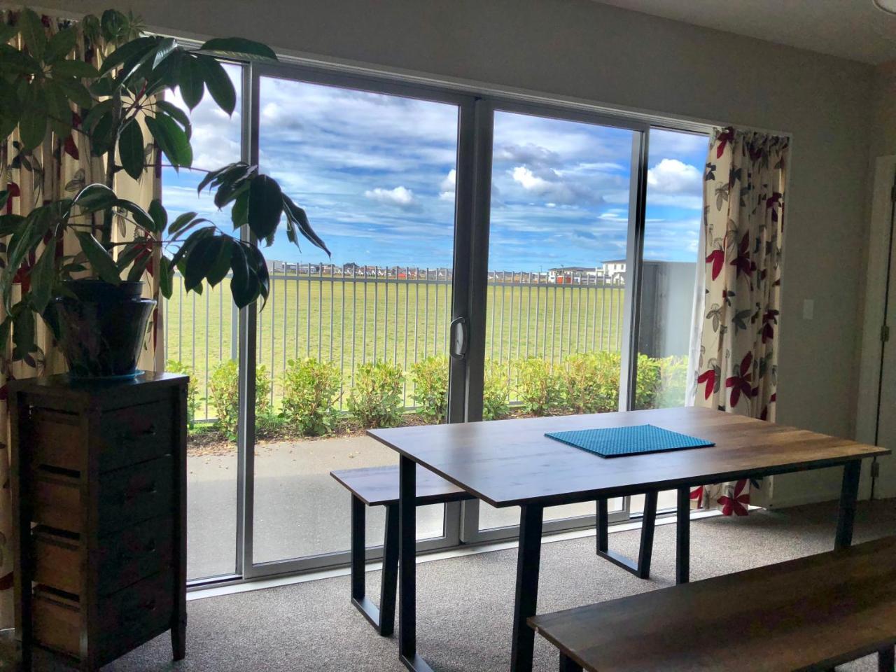 Lovely, Sunny, Home Sweet Home Christchurch Exterior foto